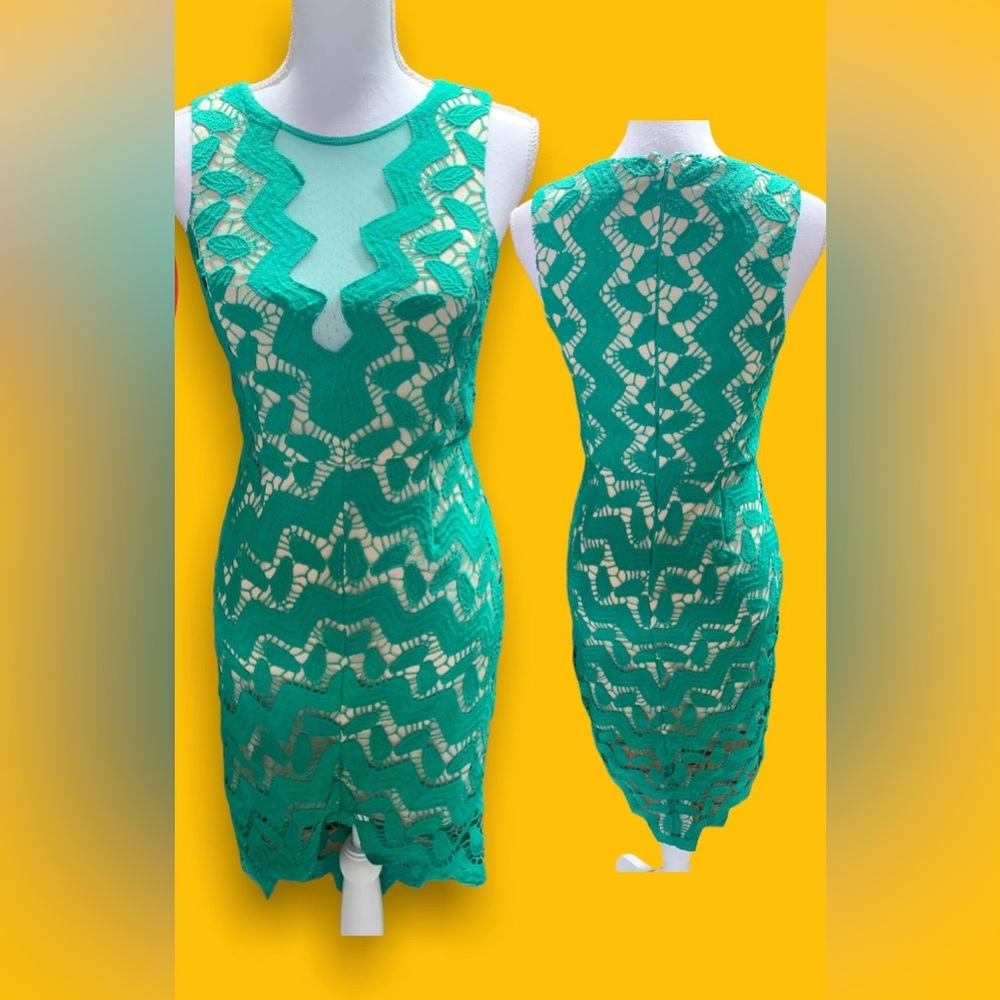 Elegant Green Lace Dress